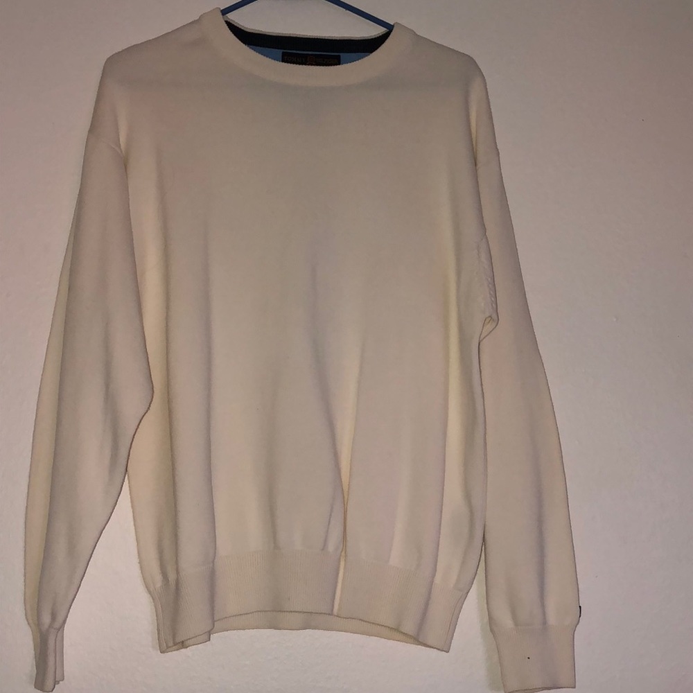 Tommy Hilfiger crew sweater size meduim